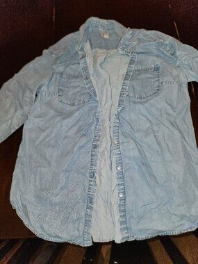 Long sleeve button down top